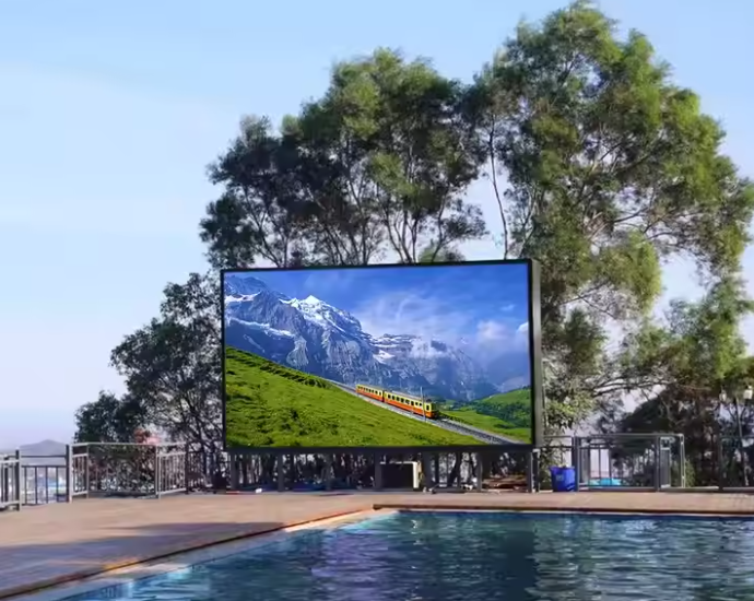 Ultra high brightness outdoor LED display screen