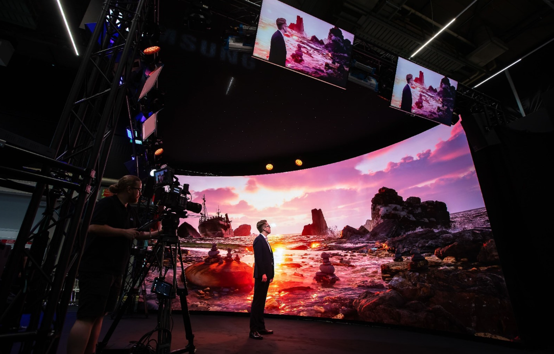 Standard Refresh Rate LED