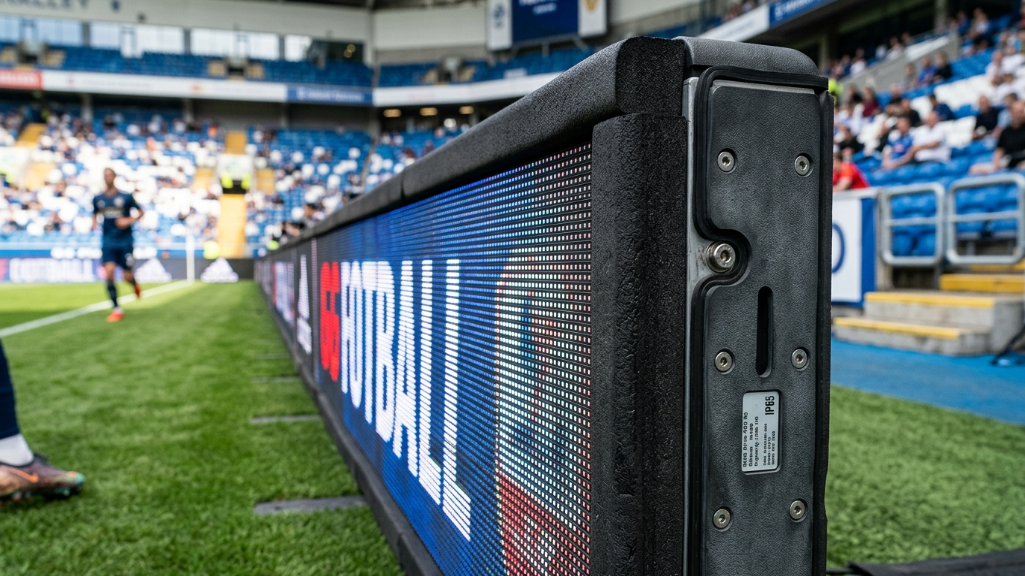 Estructura de placa perimetral LED con diseño anticolisión