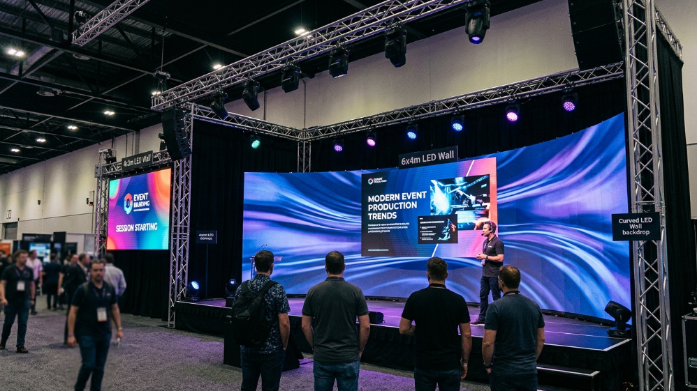 Event LED wall size comparison 4x3m 6x4m curved display