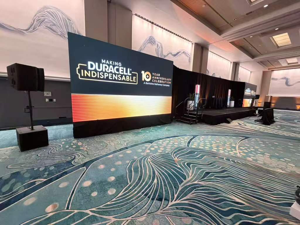 Pantalla LED de 100 m² en EE. UU.