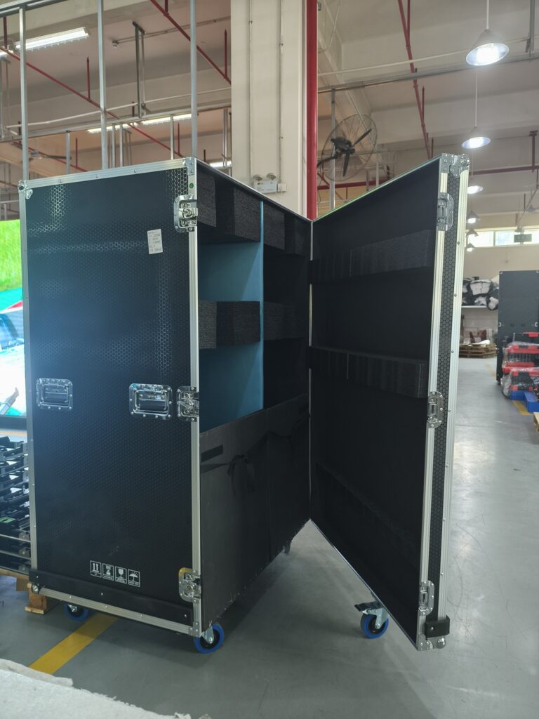 LED flight case design
