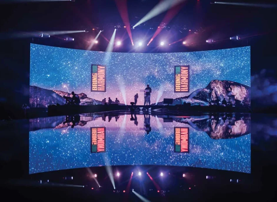 LED wall