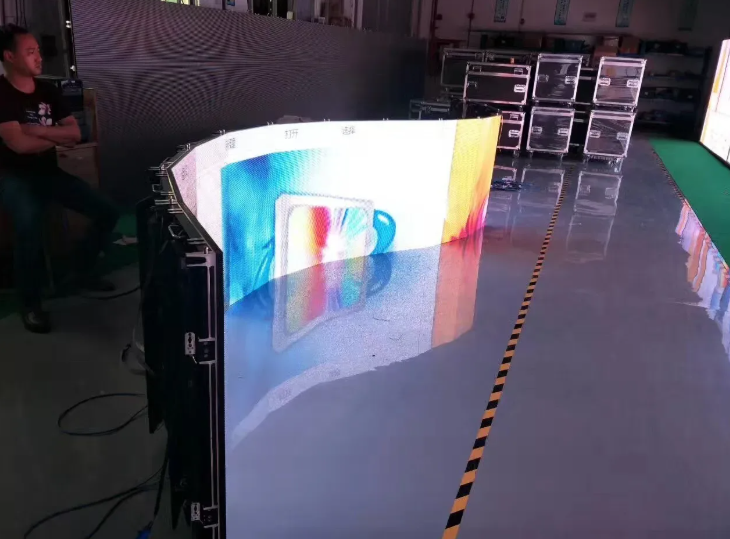 curved LED display