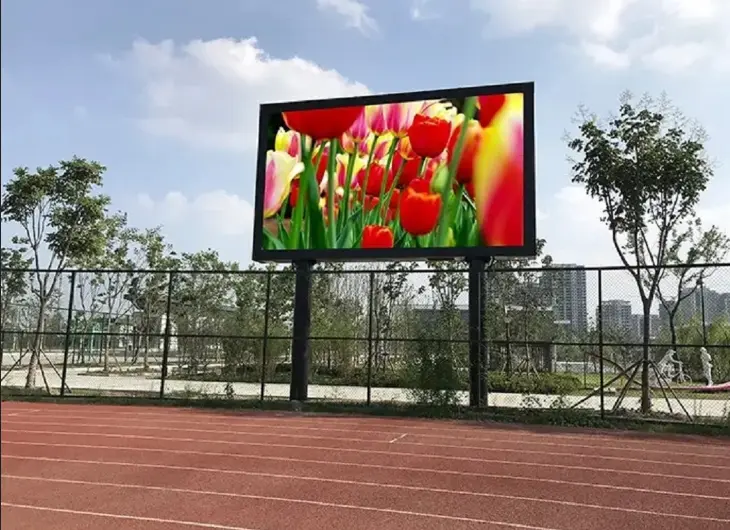 What Specifications Matter Most When Buying an LED Screen