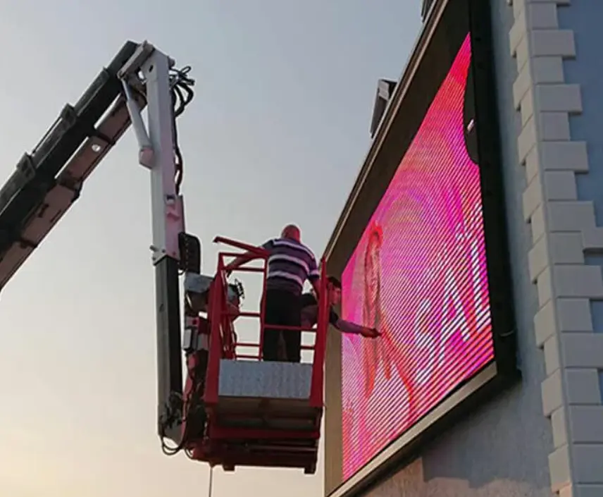 Le pas de pixel a-t-il une incidence sur le coût de maintenance des panneaux d'affichage LED&nbsp;?