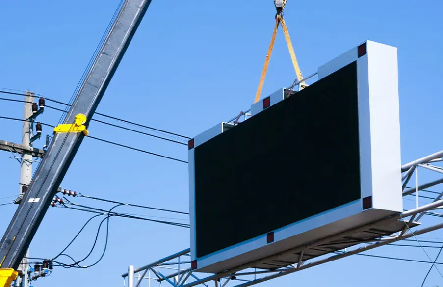 Comment le changement climatique influence le coût de maintenance des panneaux d'affichage LED